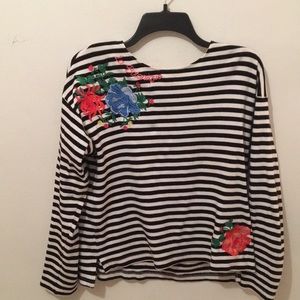 super cute long sleeve top